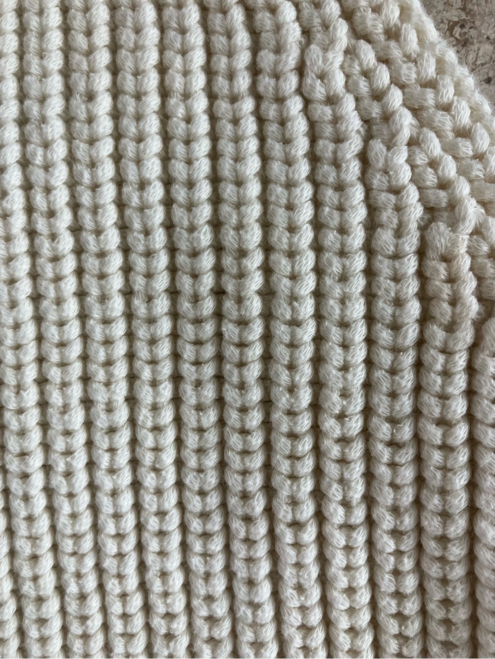 EUC Woman’s Madewell Cutaway Sleeveless Sweater Vest in Ivory (S) - Picture 8 of 9